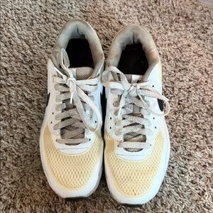 Nike Gray and White Golf Shoes Pink